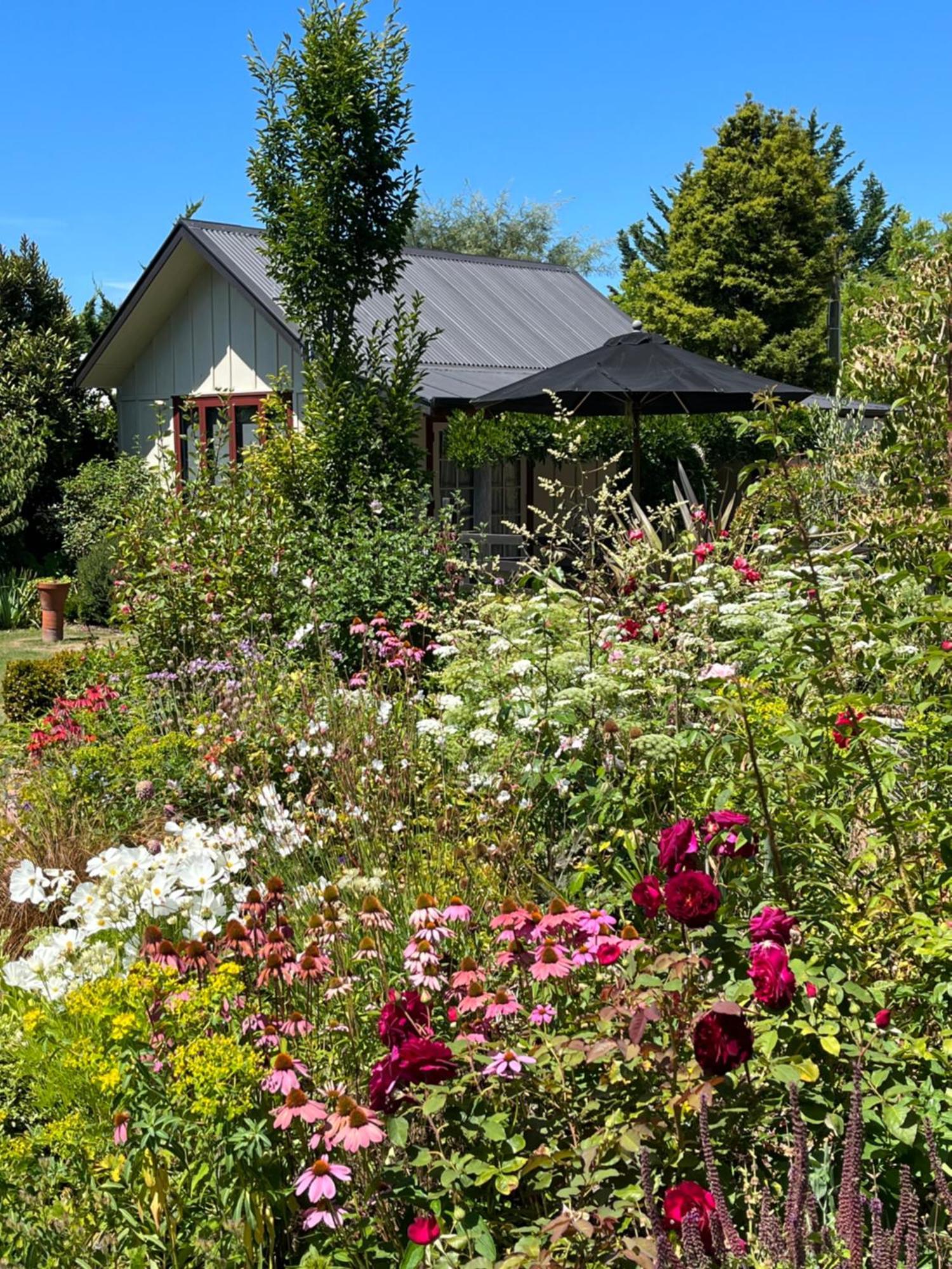 Tasman Village Cottage 外观 照片